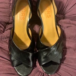 Kors by Michael Kores black patent leather D’Orsay heels